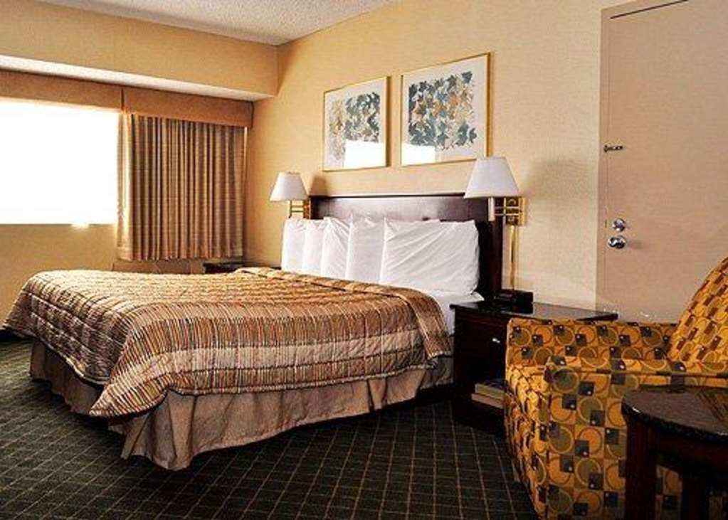 Rodeway Inn Sandston Habitación foto
